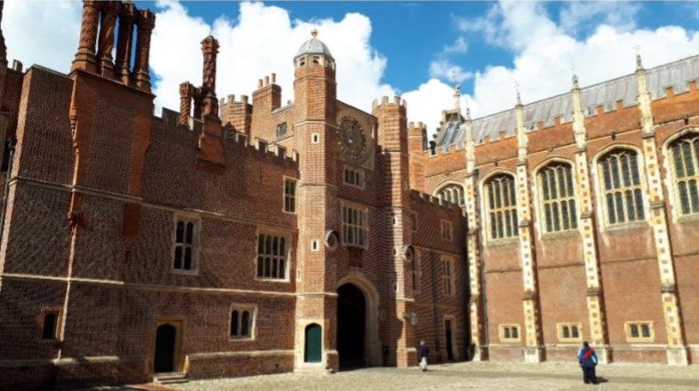 Hampton Court (new)